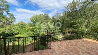  Maison  vendre 11 pices 251 m