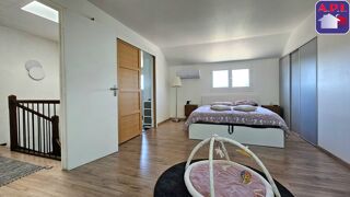  Immeuble à vendre 7 pièces 252 m²