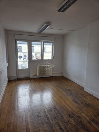  Appartement à vendre 7 pièces 153 m²