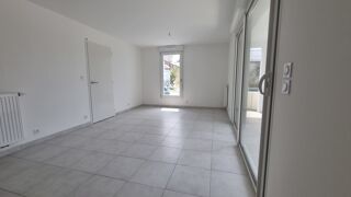  Appartement à louer 2 pièces 43 m²