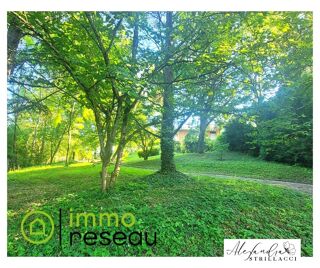  Maison  vendre 8 pices 240 m