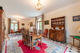  Villa � vendre 5 pi�ces 244 m�