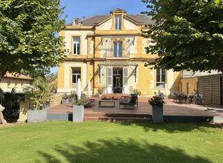  Maison à vendre 12 pièces 365 m²