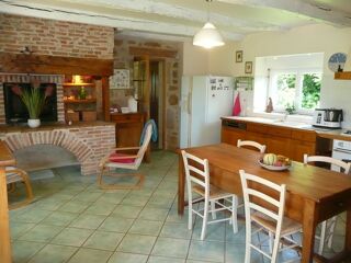  Maison  vendre 15 + pices 833 m