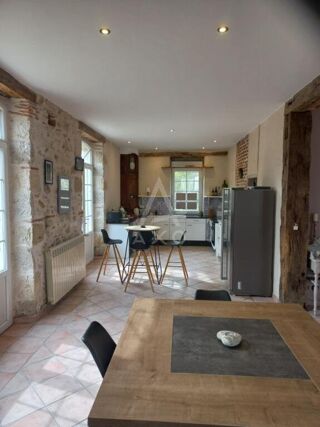  Maison à vendre 10 pièces 270 m²