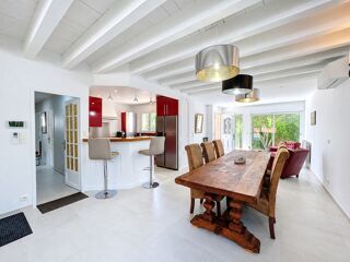  Villa à vendre 8 pièces 200 m²
