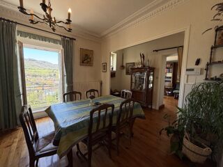  Maison � vendre 9 pi�ces 220 m�