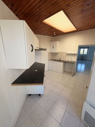 Appartement à louer 3 pièces 70 m²