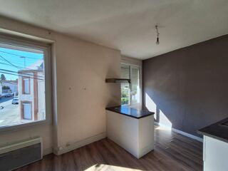  Appartement à louer 2 pièces 50 m²