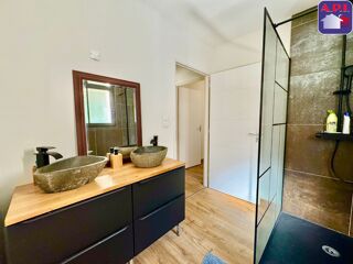  Villa  vendre 4 pices 112 m