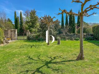  Maison  vendre 8 pices 265 m