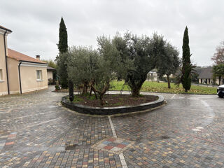  Villa � vendre 7 pi�ces 280 m�