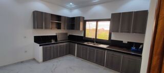  Maison � vendre 6 pi�ces 500 m� Ngerigne