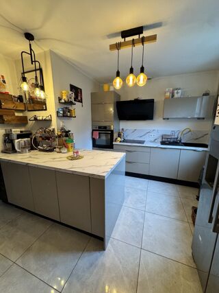  Maison � vendre 4 pi�ces 125 m�