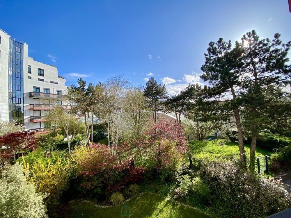Vente Appartement Appartement terrasse Issy les moulineaux
