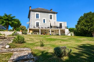  Villa à vendre 7 pièces 180 m²