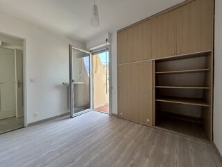  Appartement à louer 2 pièces 39 m²
