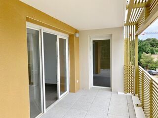  Appartement à louer 3 pièces 61 m²