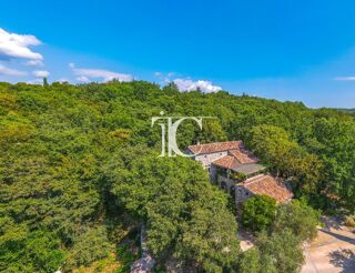  Maison à vendre 15 + pièces 423 m²