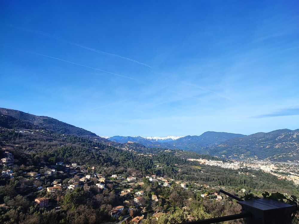 Vente Appartement Appartement en rez-de-jardin Gattieres