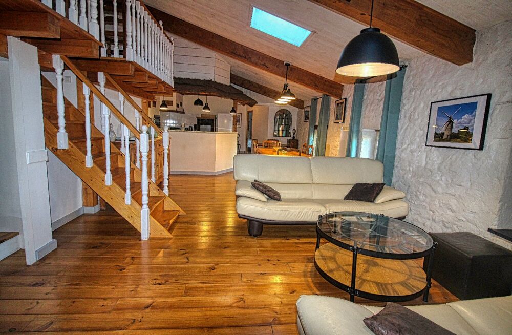 � vendre  Maison Priss�-la-Charri�re (79360)