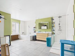  Maison à vendre 11 pièces 256 m²