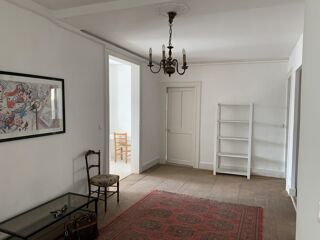  Appartement à louer 4 pièces 126 m²