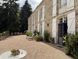  Maison  vendre 9 pices 333 m