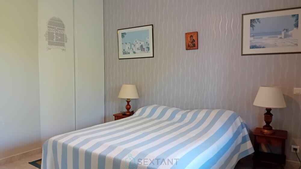 � vendre  Maison Saint-Sulpice-de-Royan (17200)