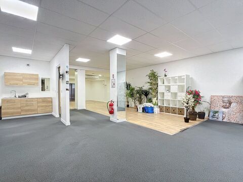 Local commercial 649000 73000 Chambery