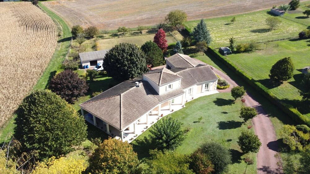 Vente Maison Maison et d�pendances Becheresse