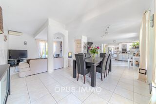  Villa � vendre 4 pi�ces 200 m�