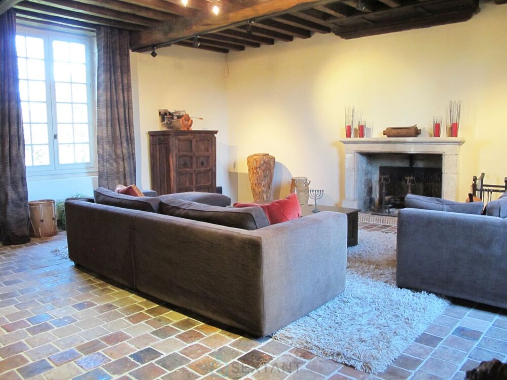 � vendre  Villa Confolens (16500)