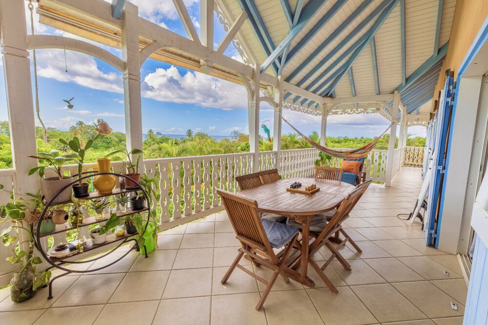 à vendre  Maison Sainte-Rose (97115)