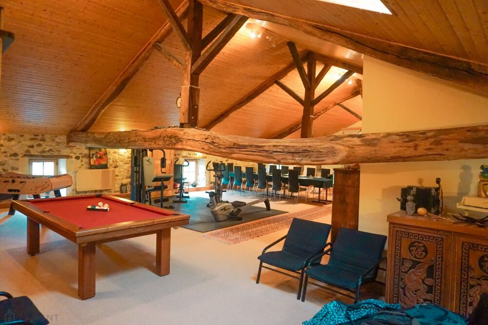 � vendre  Villa Nontron (24300)