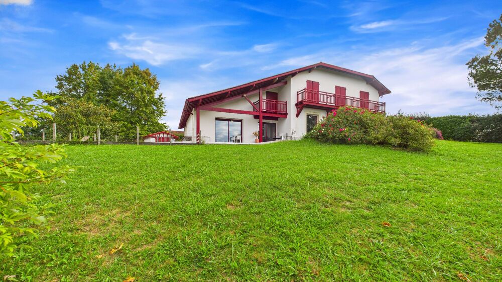 � vendre  Maison Bardos (64520)