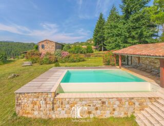  Villa � vendre 8 pi�ces 301 m�