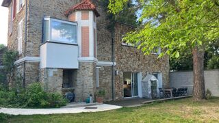  Villa à vendre 8 pièces 183 m²