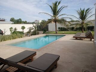  Maison � vendre 7 pi�ces 205 m� Ngaparou