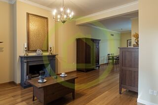  Appartement à vendre 7 pièces 170 m²