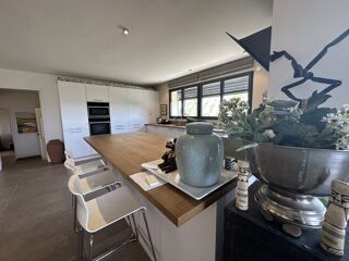  Villa � vendre 9 pi�ces 211 m�