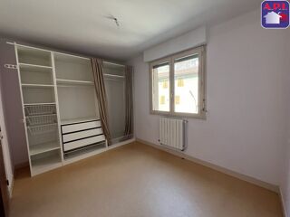  Appartement  louer 3 pices 81 m