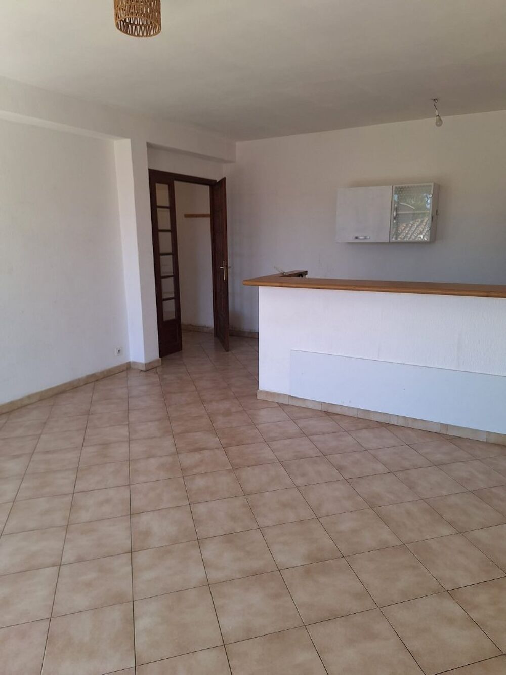 Location Appartement Appartement Poussan
