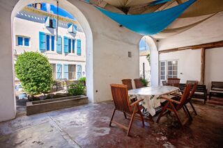  Maison  vendre 8 pices 350 m