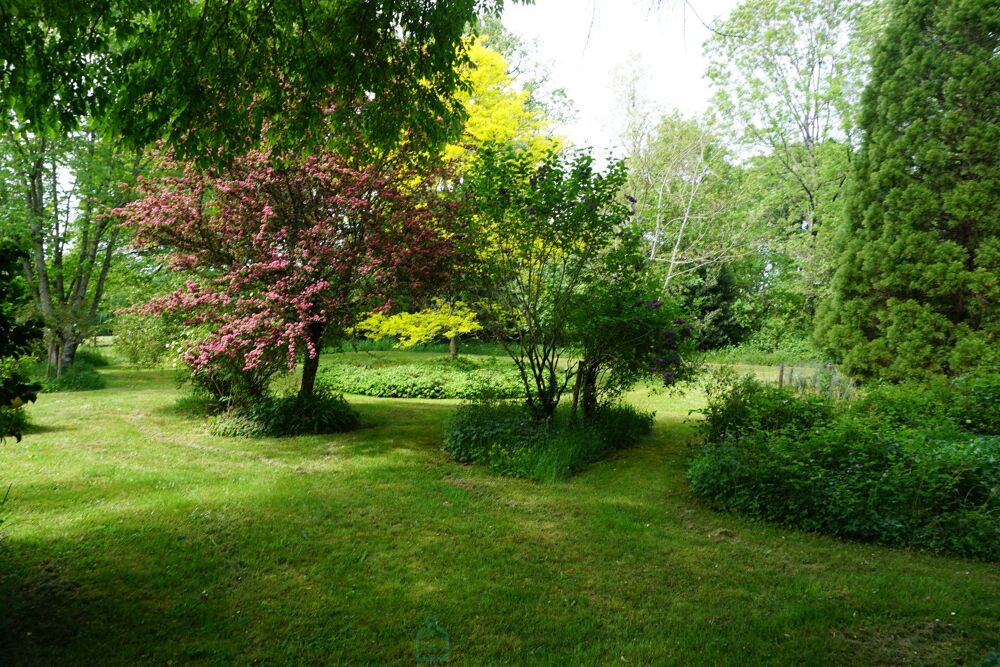 à vendre  Villa Saint-Jory-de-Chalais (24800)