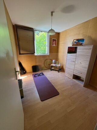  Appartement à louer 3 pièces 64 m²