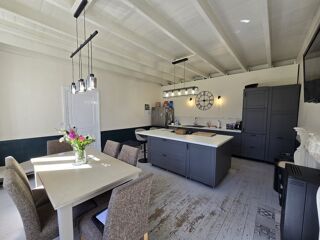  Maison � vendre 9 pi�ces 230 m�