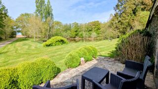  Villa � vendre 15 + pi�ces 535 m�