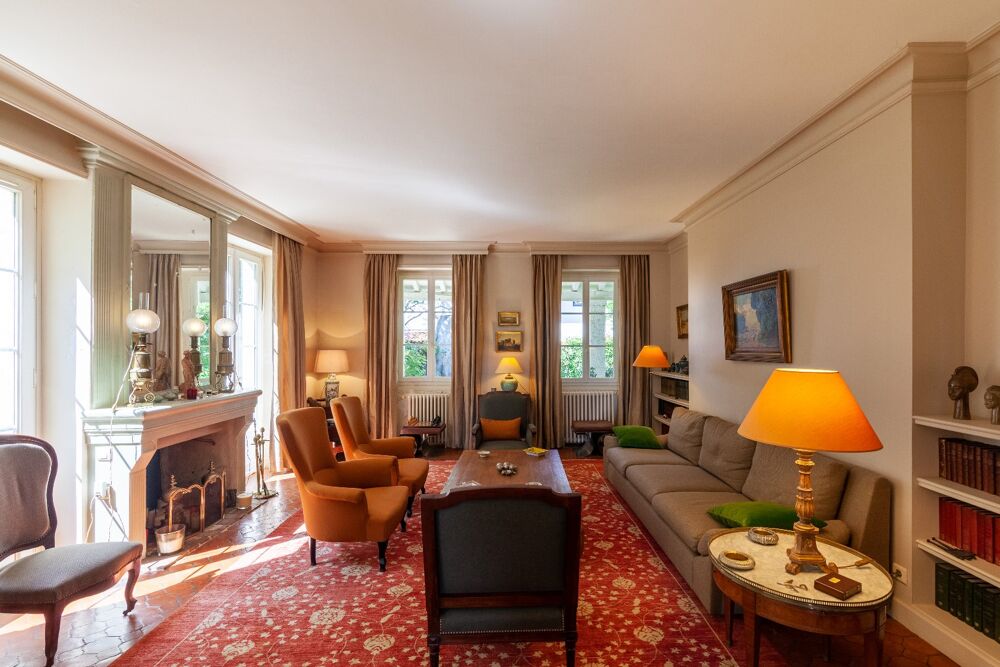 � vendre  Villa Bayonne (64100)