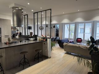  Appartement � vendre 7 pi�ces 151 m�